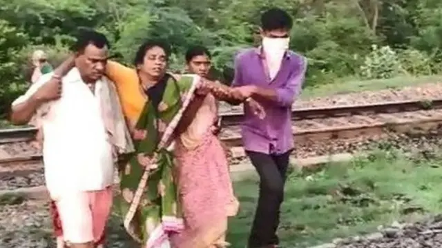 Andhra Pradesh: Chemical gases leakage in Visakhapatnam, people run out of homes