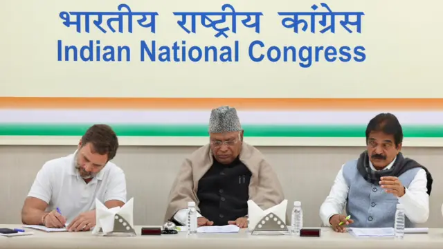 राहुल गांधी के साथ मल्लिकार्जुन खड़गे