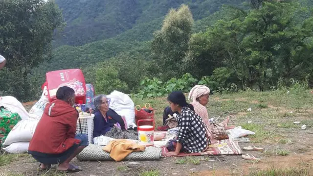 ထန်တလန်စစ်ရှောင်အချို့ 