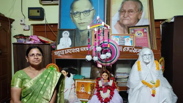 மேற்குவங்கம்: மமதா பானர்ஜியின் கோட்டையை தகர்ப்பாரா மோதி?