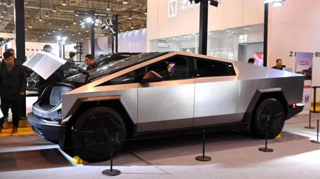 ارزش سهام تسلا از ابتدای سال جاری میلادی ۴۰ درصد کاهش یافته است