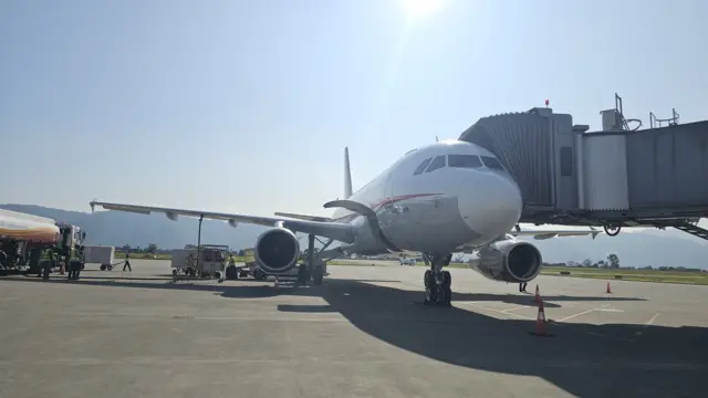 पोखरा अन्तर्राष्ट्रिय विमानस्थलमा एक विमान