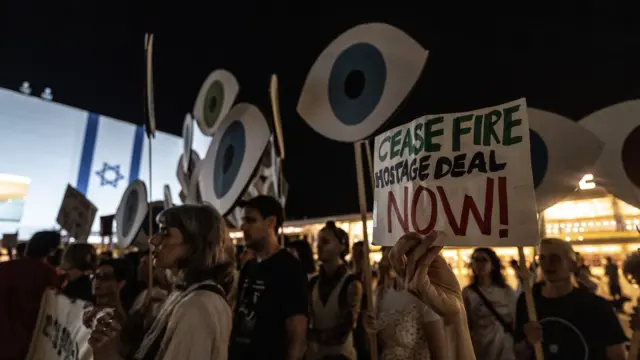 በጋዛ የተኩስ አቁም ስምምነት እንዲደረስ የሚጠይቁ ሰልፈኞች