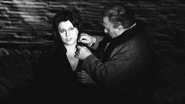 Маньяні (на фото з Фелліні, 1971) була театральною зіркою, але далека від класичного образу кінодіви