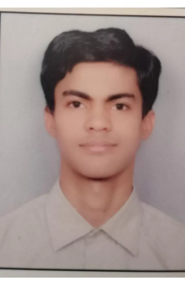 મૃતક સંકેત અંધારિયા મેડકલના વિદ્યાર્થી હતા