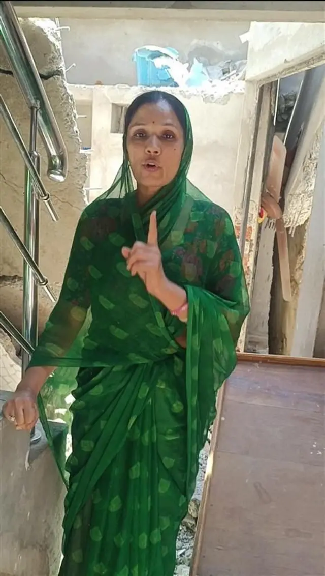 રાજવીર બીહોલાની માતા ફાલ્ગુની બિહોલા