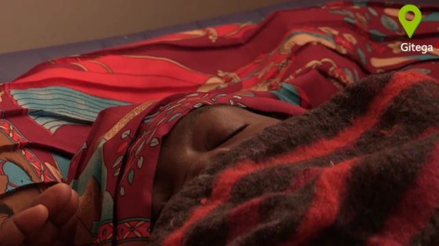 Uyu muvyeyi yakozwe amaze igice c'umunsi ku gise, haziramwo "ingwara yo mu kigo".