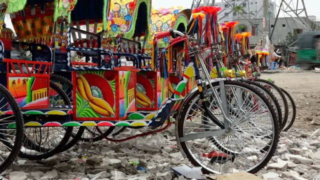 স্থানীয়ভাবে গড়ে ওঠা ওয়ার্কশপগুলোতে তৈরি হচ্ছে ব্যাটারিচালিত অটোরিকশা