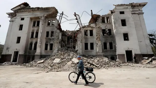 मारियुपोल थिएटर