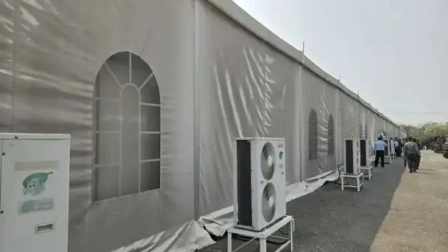 โรงพยาบาลชั่วคราวและค่ายบรรเทาทุกข์ที่สนามบินมัณฑะเลย์