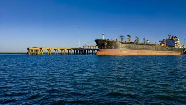  గుజరాత్, వాణిజ్యం, బ్రిటిషర్లు, బర్మా, భారత్