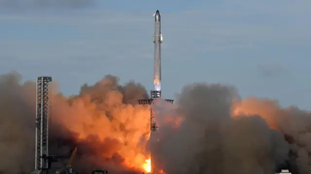 Ракета Starship во время старта