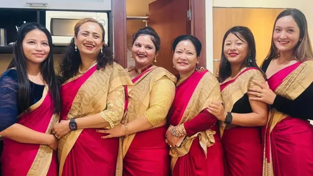 इजरेलमा तीज मनाउँदै नेपालीहरू