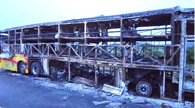 ఆంధ్రప్రదేశ్, కర్నూలు బస్సు ప్రమాదం, ట్రావెల్స్ బస్సు దగ్ధం