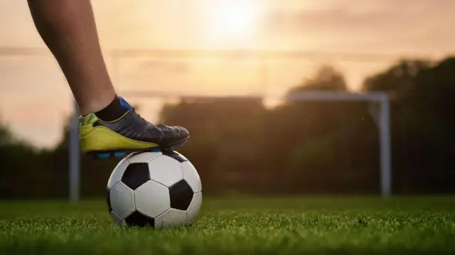 फ़ीफ़ा चाहता है कि ज़्यादा से ज़्यादा देशों में लोग स्कूल से लेकर क्लब के स्तर पर और राष्ट्रीय स्तर पर फ़ुटबाल खेलें. उसकी ओर आकर्षित हों.