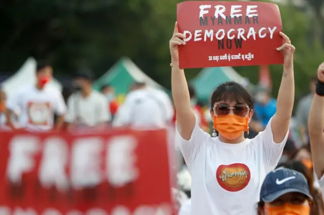 ၂၀၂၁ ခုနှစ်စစ်အာဏာသိမ်းမှုကိုဆန့်ကျင်ဆန္ဒပြသူတွေ 