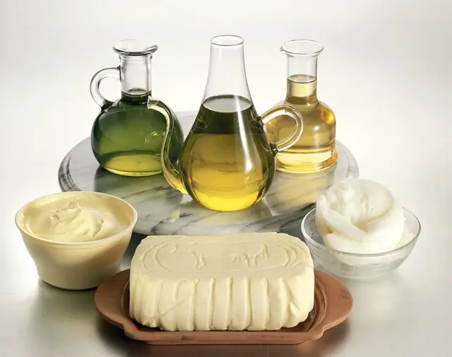 چکنائی میں کھانا