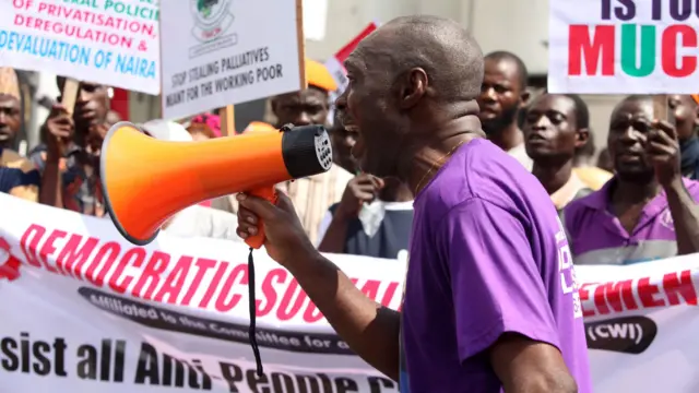 Protests in Nigeria: Minimum wage, fuel scarcity, cost of living - Why  Nigerians wan protest? - BBC News Pidgin