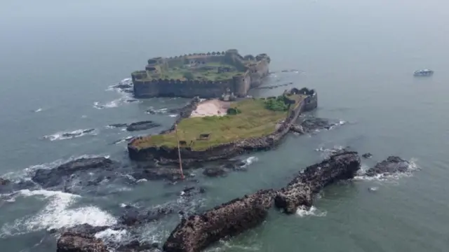 పద్మ దుర్గ్ కోట