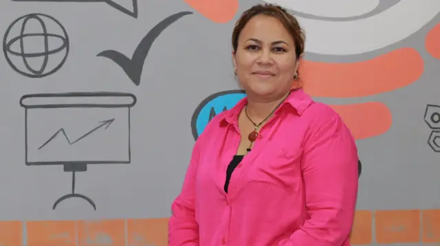 Тожикистонлик фаол Гўзал Маҳкамова