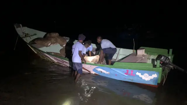 கடத்தல்காரர்களின் புகலிடமாக மாறுகிறதா வேதாளை மீனவ கிராமம்