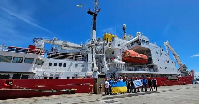 "Ноосфера" завершила свій третій антарктичний сезон і перебуває у Кейптауні