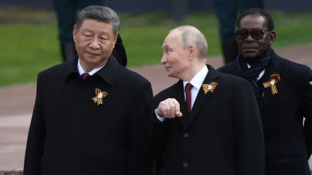 Rusya Devlet Başkanı Vladimir Putin Çin Devlet Başkanı Şi Jinping ile

