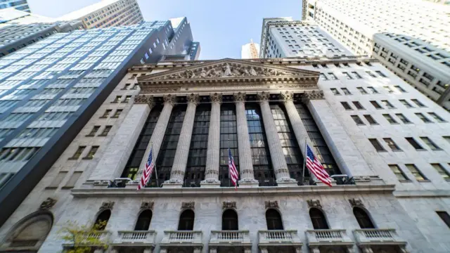 ભારતીય શૅરબજાર, અમેરિકન શૅરબજાર, અમેરિકન બજાર, અમેરિકાનું શૅરબજાર, બીબીસી ગુજરાતી, શૅરબજાર, યુએસ સ્ટૉક માર્કેટ, રોકાણકાર, ડાઉ જોન્સ નાસ્ડેક સેન્સેક્સ, ડૉલર