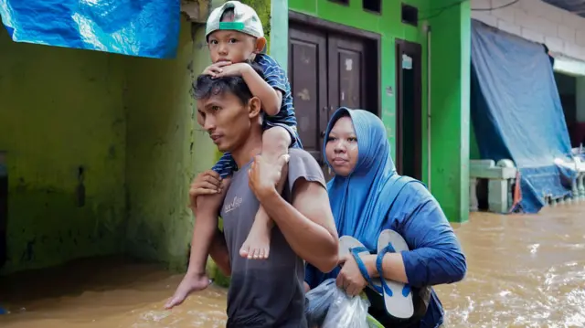 banjir bekasi, bekasi, bekasi banjir, jakarta banjir, banjir, banjir jakarta 2025