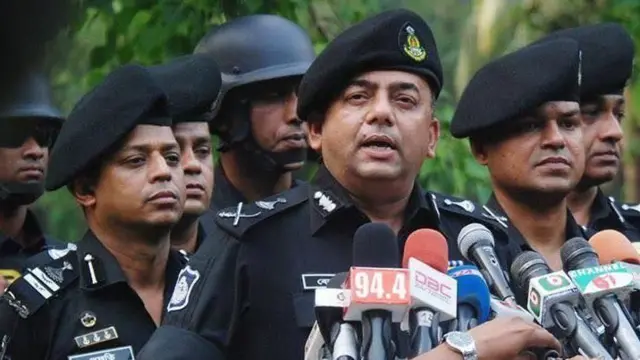 নিষেধাজ্ঞায় পড়া প্রথম আইজিপি