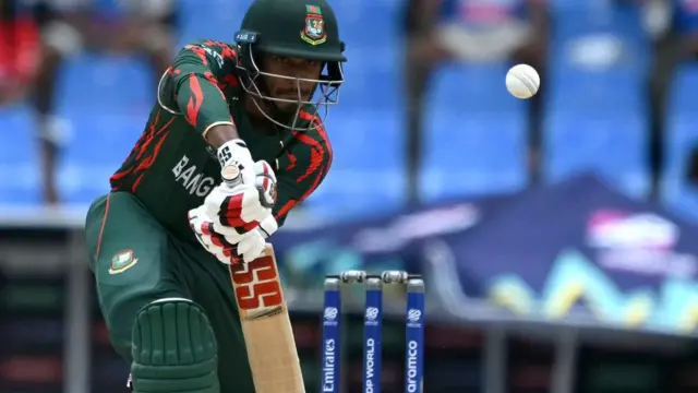 বাংলাদেশের ওপেনার তানজিদ তামিম করেছেন ৩১ বলে ২৯ রান