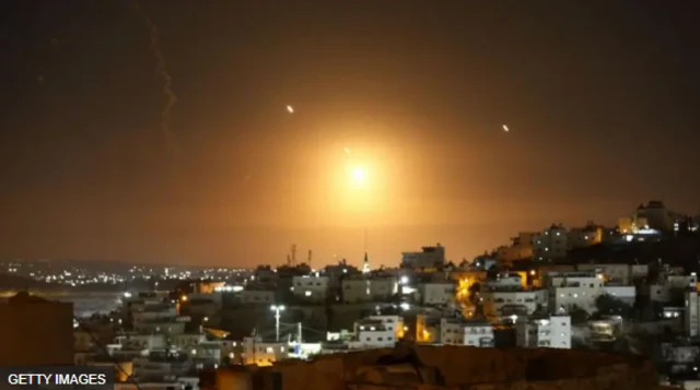 मिसाइल हमला 