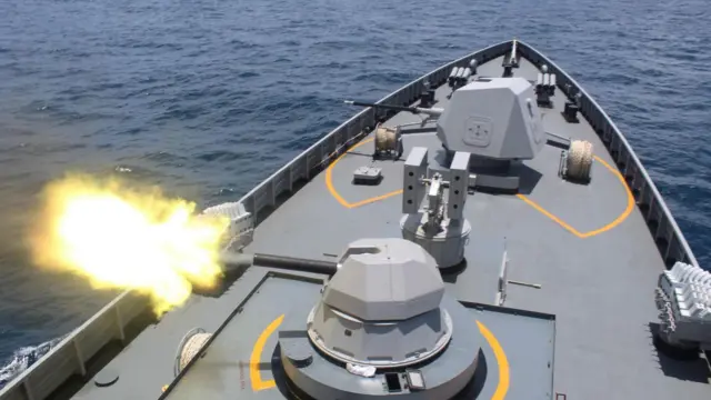 တပ်မတော်(ရေ)က ရေငုပ်သင်္ဘောစစ်ရေယာဉ်နှစ်စင်းအပါအဝင် စစ်ရေယာဉ်များ၊ ရဟတ်ယာဉ်များဖြင့် စစ်နည်းဗျူဟာအဆင့် ရေပေါ်ရေအောက် ပူးပေါင်းစစ်ဆင်မှု လေ့ကျင့်ခန်း (Sea Shield-2022) 