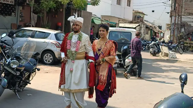 ગુજરાતમાં 15 મહાનગરપાલિકાઓ, 84 નગરપાલિકાઓ, 34 જિલ્લા પંચાયતો તથા 260 તાલુકા પંચાયતો માટે સામાન્ય ચૂંટણી માટે મતદાન 