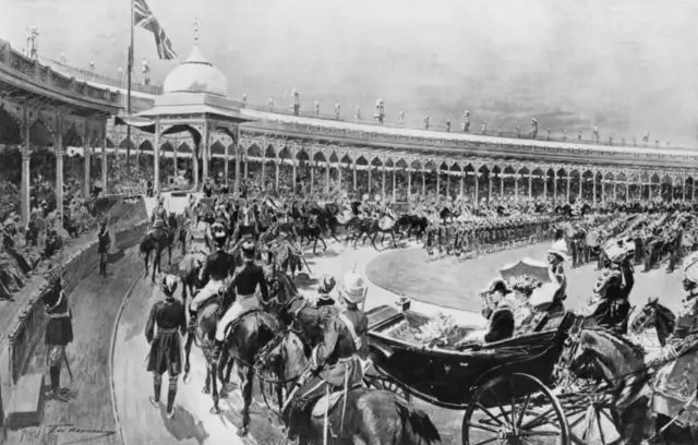 1925 मध्ये मृत्यू होईपर्यंत कर्झन यांनी आपल्या तिन्ही मुलींपासून अंतर राखलं होतं.
