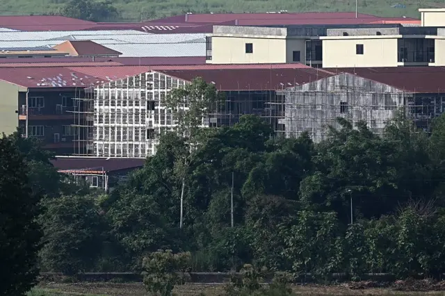 ਇਮਾਰਤਾਂ ਜਿੱਥੇ ਨੌਜਵਾਨਾਂ ਨੂੰ ਰੱਖਿਆ ਜਾਂਦਾ