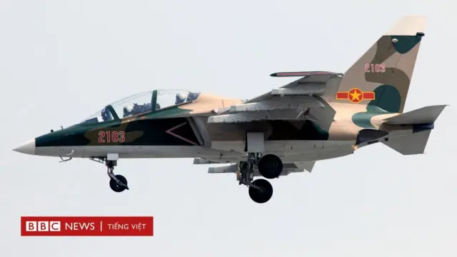 Máy bay huấn luyện Yak-130 của Không quân nhân dân Việt Nam