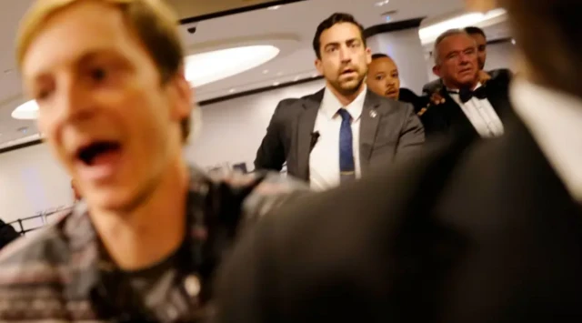 ਵ੍ਹਾਈਟ ਹਾਊਸ ਕੋਰਸਪੋਂਡੈਂਟਸ ਡਿਨਰ ਦੌਰਾਨ ਗੋਲੀਬਾਰੀ