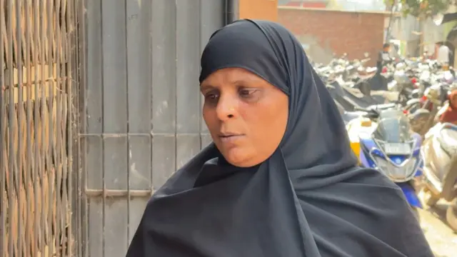 रजिया शेख 