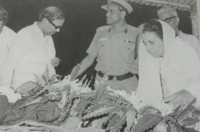 காமராஜருடன் கால் நூற்றாண்டு, புத்தகம்