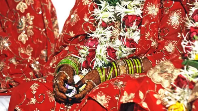 పెళ్లి పేరుతో మోసం, మహారాష్ట్ర