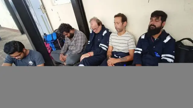 Matafiyan sun shafe watanni ba tare da ganin iyalansu ba