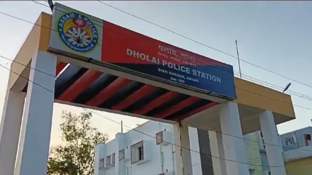 پولیس سٹیشن دھولائی