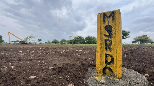 शक्तिपीठ महामार्गाची जबाबदारी महाराष्ट्र राज्य रस्ते विकास महामंडळाकडे सोपवण्यात आली आहे.