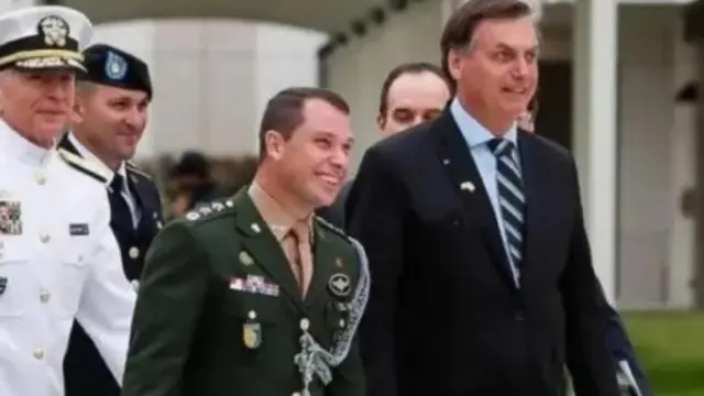 Bolsonaro com Mauro Cid