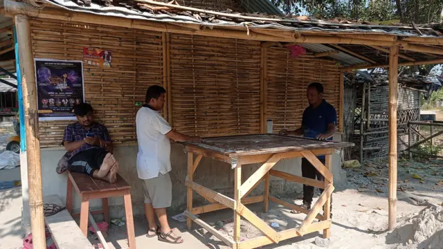 शरणार्थी शिविर