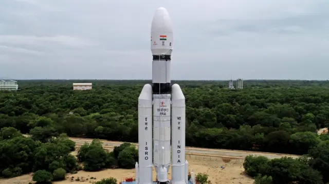 சந்திரயான்-3 நிலவில் எப்படி தரையிறங்கும்?