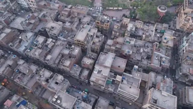 ஹீராமண்டி: பாலியல் தொழிலாளர்களின் கலைகளால் நிரம்பிய இந்த இடம் அதன் பெருமையை இழந்தது எப்படி?