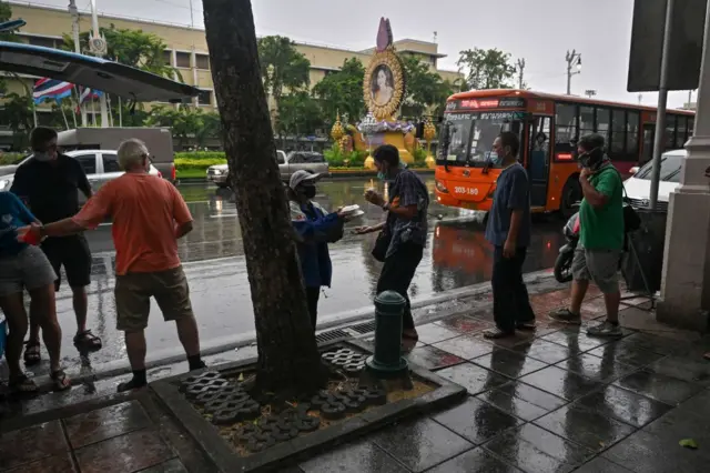 ภาพบริจาคอาหาร