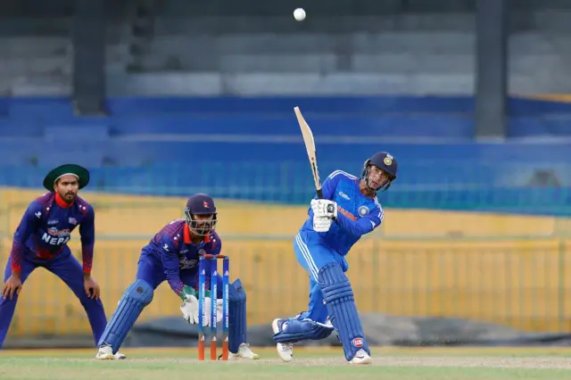 नेपाल र भारत एबीचको खेल